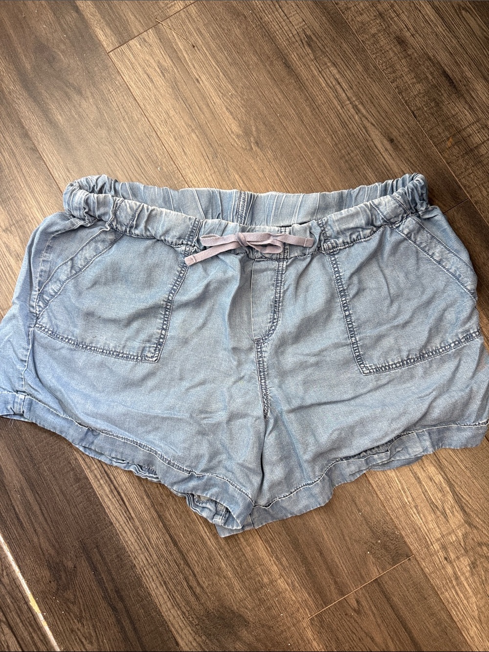Dex Light Blue Elastic Waist Tencel Shorts with Drawstring